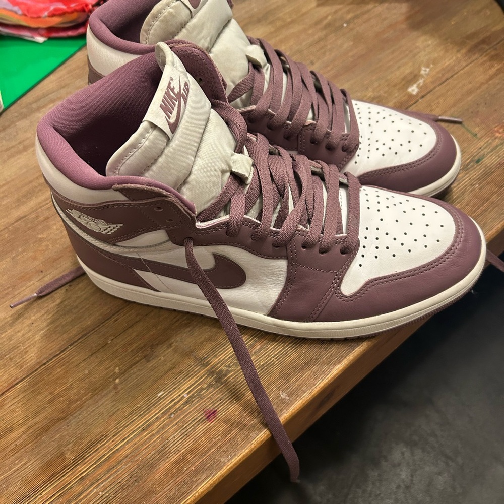 Nike High-Top Sneakers in White and Burgundy